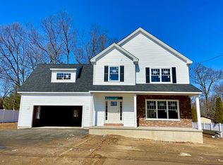 20 Miller Ter, Windsor Locks, CT 06096