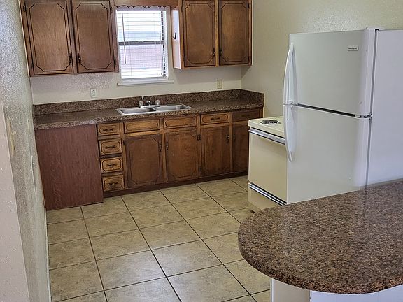4th image of 1549 Arizona Dr APT 4