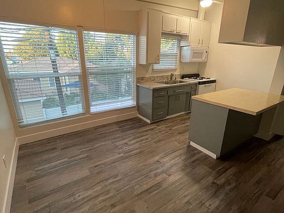 3rd image of 3711 Artesia Blvd #11