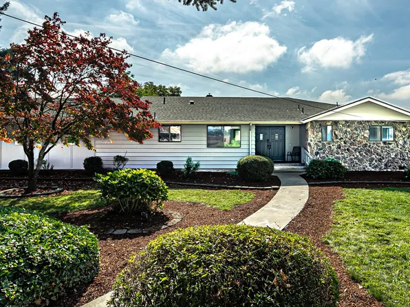 30234 Victory Dr, Junction City, OR 97448