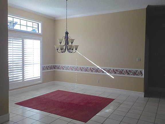 3rd image of 5512 Newcastle Dr