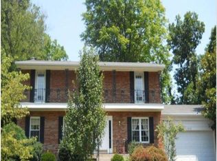 7010 Queensway Ln, Cincinnati, OH 45230