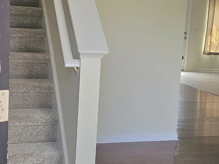 401 Bear Tree Ct — Photo 2