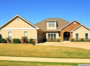 22 Walnut Cove Blvd SW, Huntsville, AL 35824