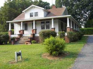 240 E Virginia Ave, Robbins, NC 27325