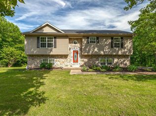 24630 Taylor Ln, Saint Robert, MO 65584