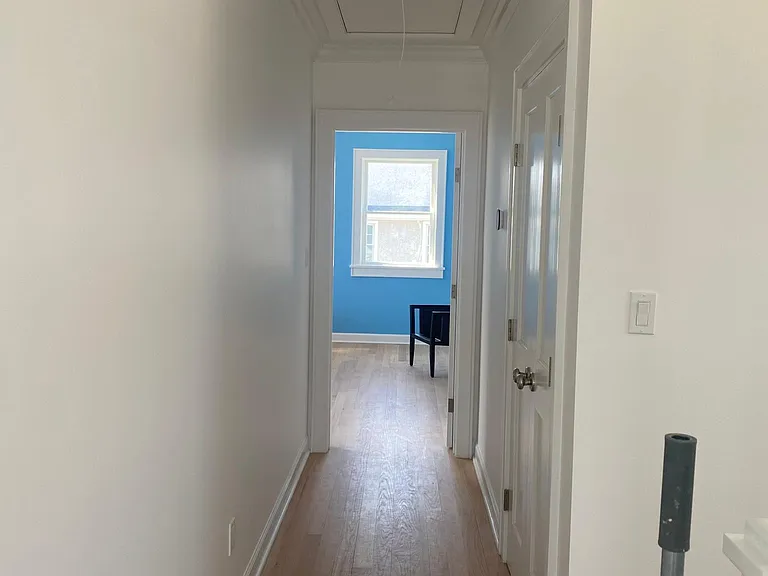 111 Lynbrook Ave — Photo 28