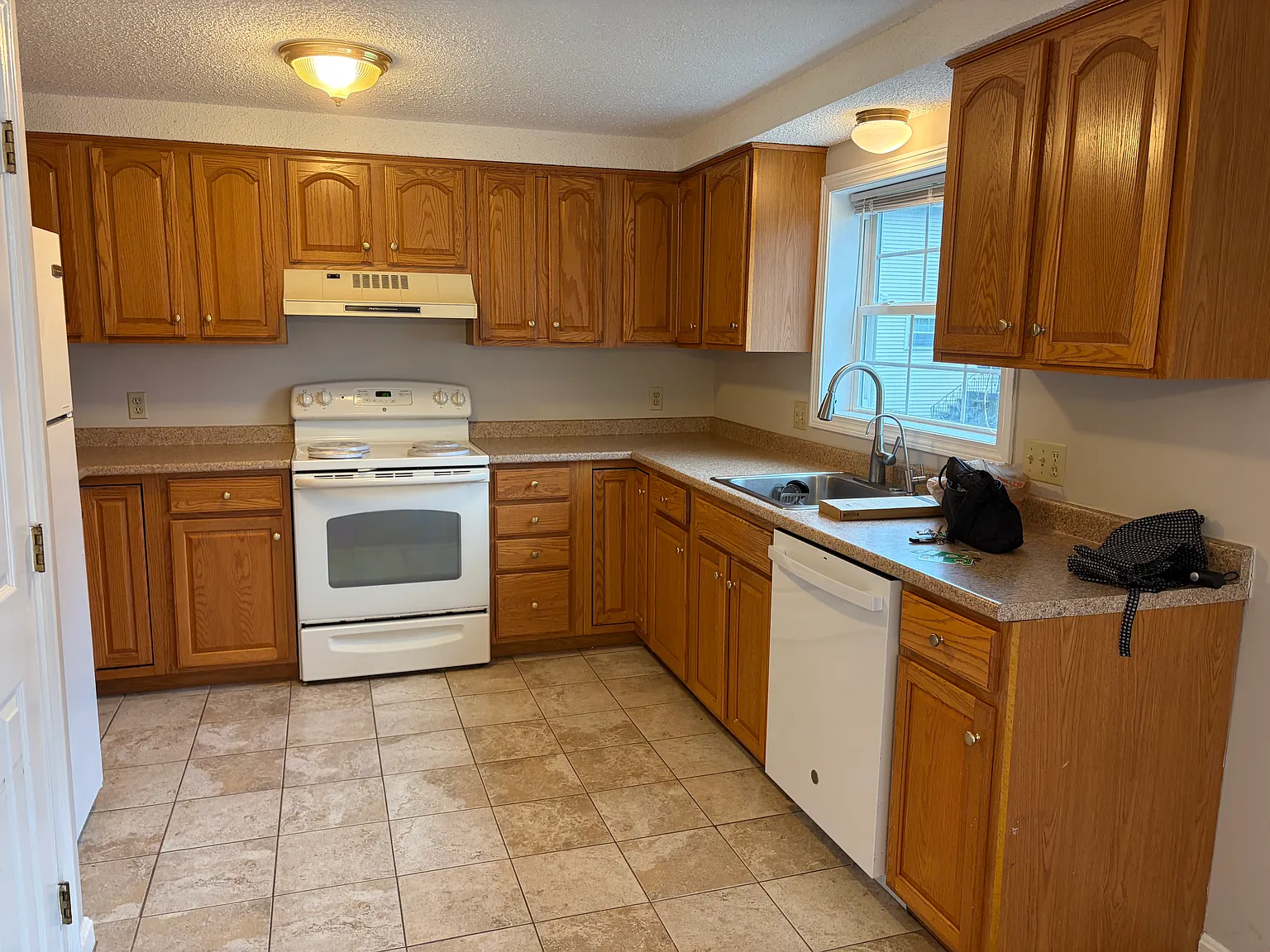 2 bed, 1.5 bath, 1280 sqft, $2,600 — Photo 4
