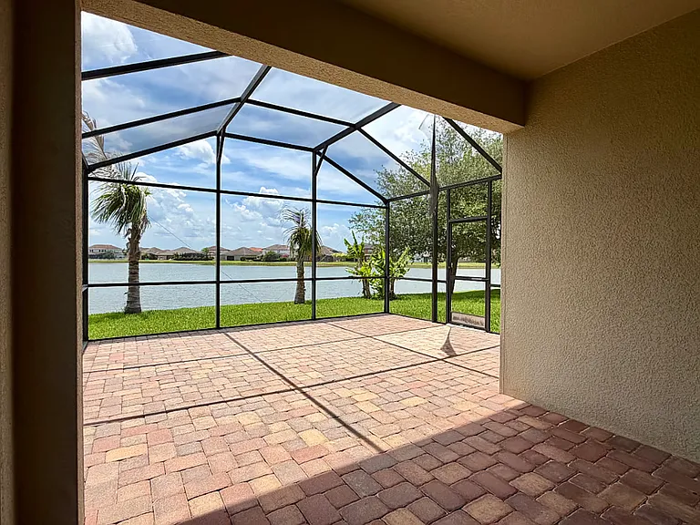 4309 Summer Breeze Way — Photo 3