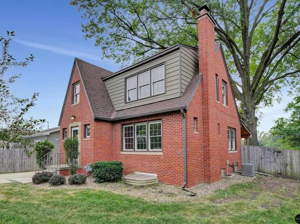 4705 A St, Lincoln, NE 68506