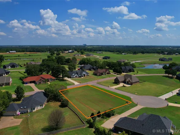 1 Tabernacle Dr, Calera, OK 74730