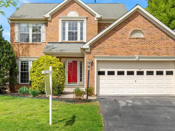 1727 Algonquin Rd E, Frederick, MD 21701