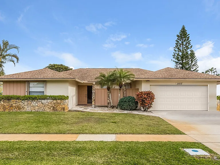 11410 Pine Valley Dr — Photo 1