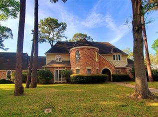 5522 Theall Rd, Houston, TX 77066