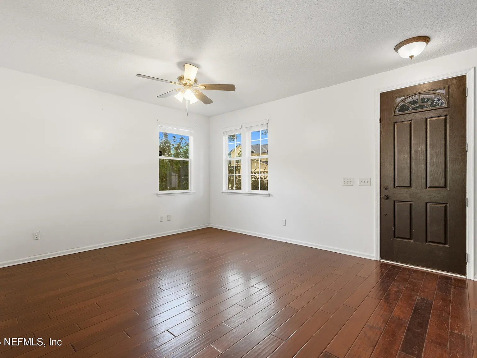 4 bed, 2.5 bath, 2554 sqft, $2,650 — Photo 4