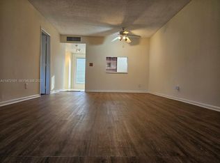 5940 NW 64th Ave APT 106, Tamarac, FL 33319