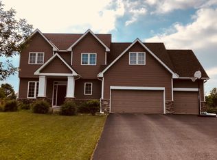 4001 Covey Trl, Saint Bonifacius, MN 55375