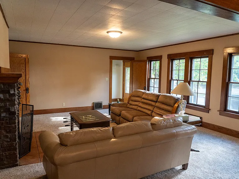 5-1924 S 48th St #5 — Photo 7