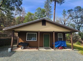 11238 E Evans Creek Rd, Rogue River, OR 97537