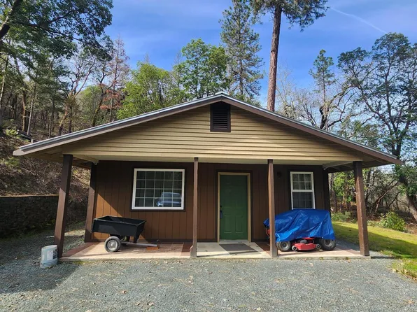 11238 E Evans Creek Rd, Rogue River, OR 97537