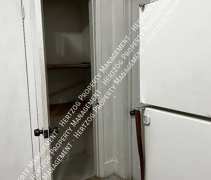 722 N Palm St — Photo 12