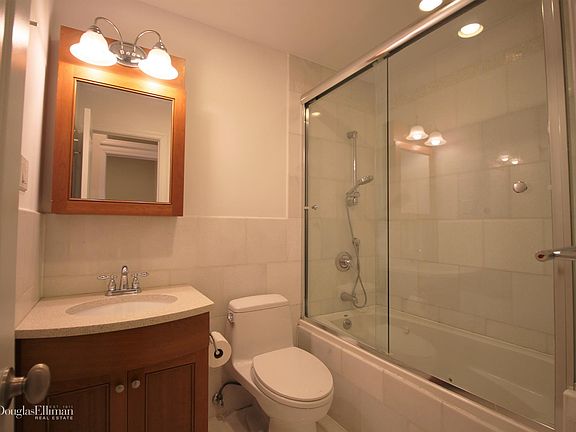 5th image of 392 2nd St #1