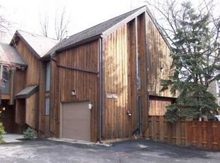 5008 Wintersong Ln, Westerville, OH 43081