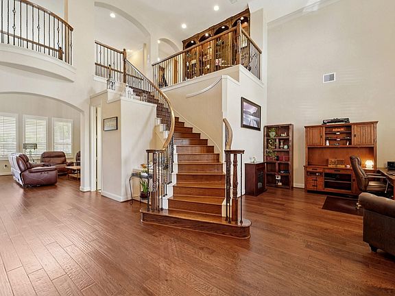 3rd image of 2211 Indigo Pass Ct