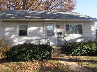 1406 Desmont Dr, Knoxville, IA 50138
