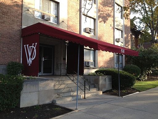 2nd image of 518 E Town St APT 404