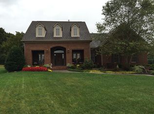 879 Leeward Way, Lenoir City, TN 37772