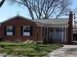 6169 N Charlesworth St, Dearborn Heights, MI 48127