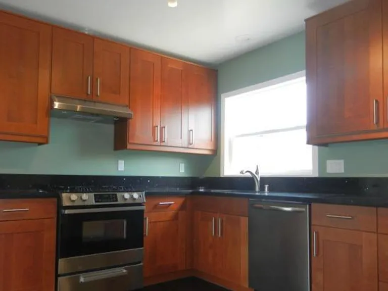 5712 Lorelei Ave — Photo 3