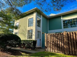 6 Brookside Ct #6, Horsham, PA 19044
