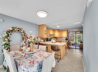 261 Wimbledon Lake Dr, Fort Lauderdale, FL 33324