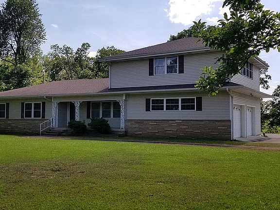 4th image of 1323 Amsterdam St