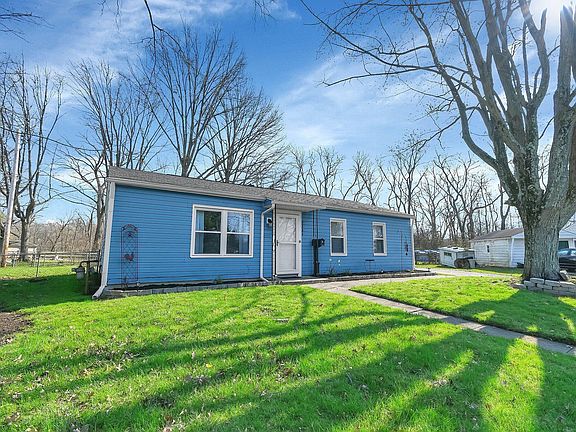 2nd image of 7483 Saratoga Ct