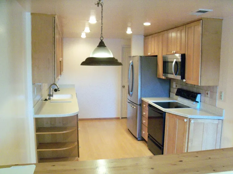 1129 Nimitz Ln — Photo 5