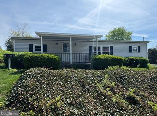63 Roop St, Highspire, PA 17034