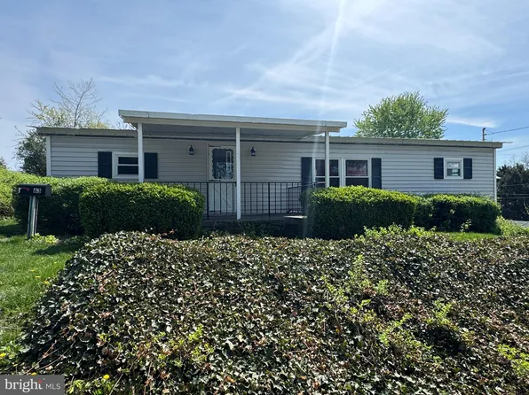 63 Roop St, Highspire, PA 17034