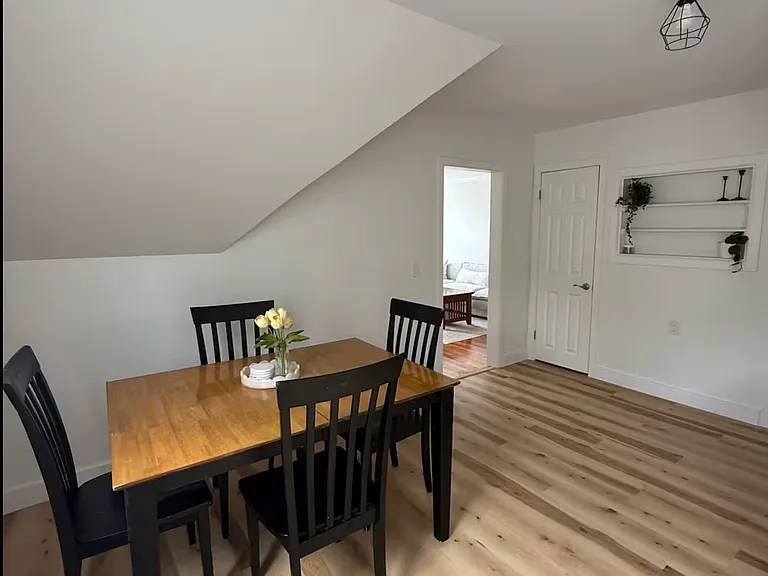 88 Camp St — Photo 3