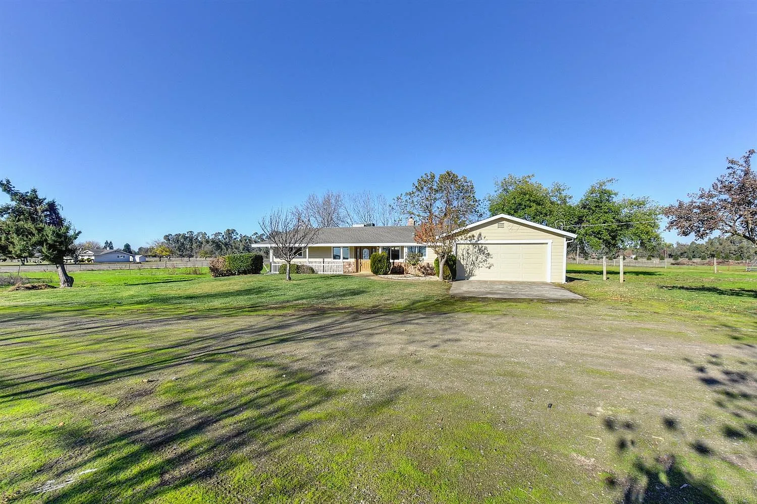11561 Walmort Rd photo 1