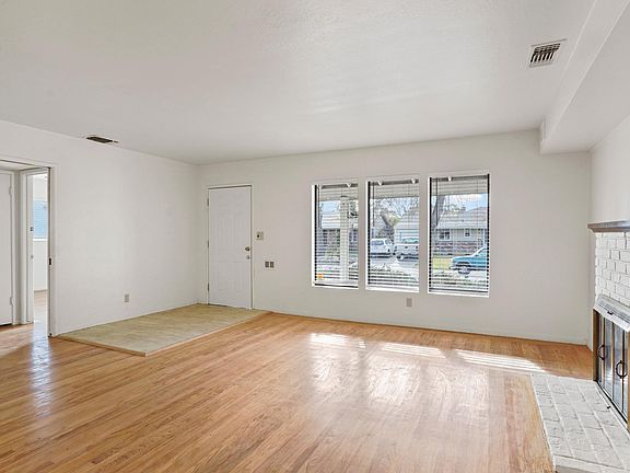 2nd image of 2505 34th Ave