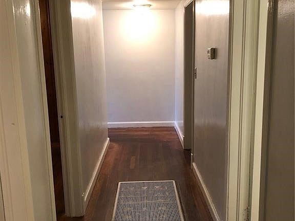 3rd image of 3522 N Wareingwood Dr