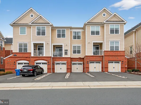 23255 Milltown Knoll Sq Unit 104, Ashburn, VA 20148
