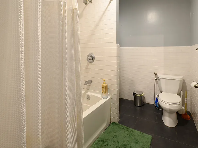 54 Mechanic St #2 — Photo 17