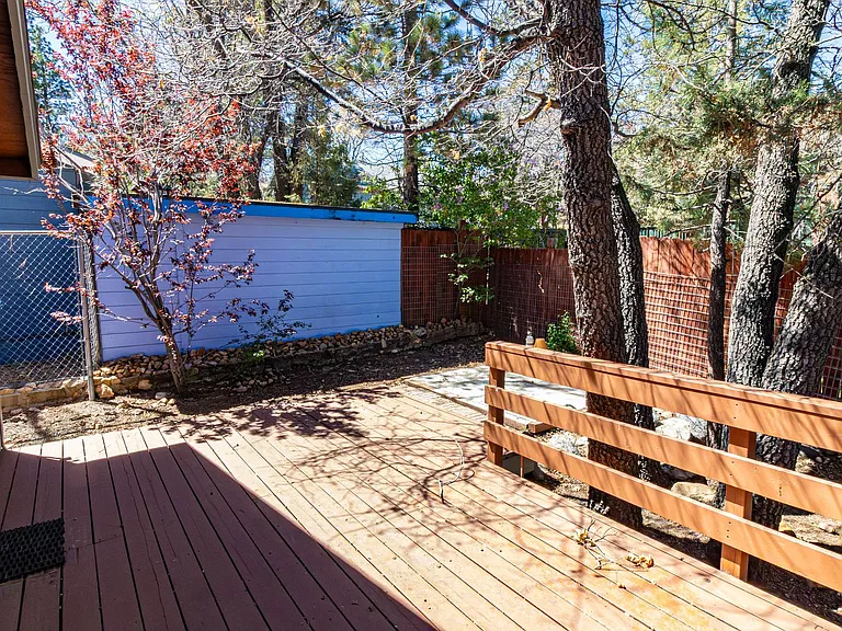 790 Highland Ln — Photo 6