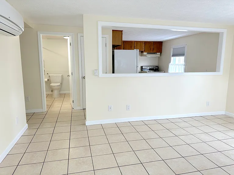260 Elm St #A — Photo 5