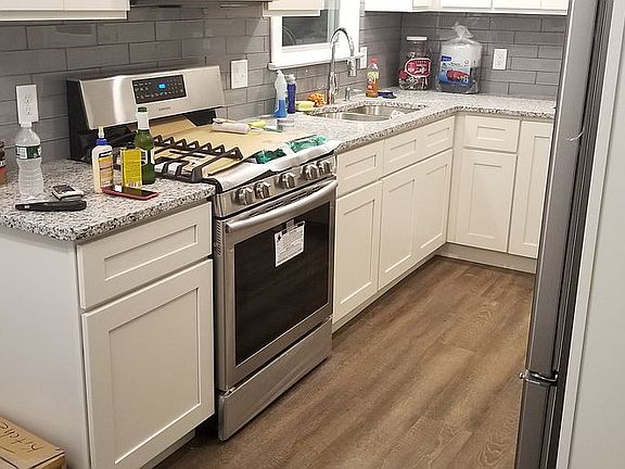Kitchen 1
