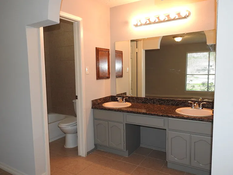 19902 Bishops Gate Ln — Photo 13
